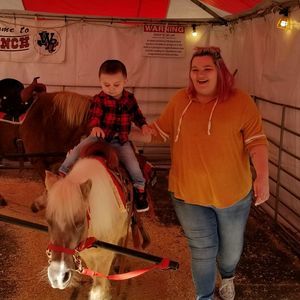 Meet your Posher, Robin